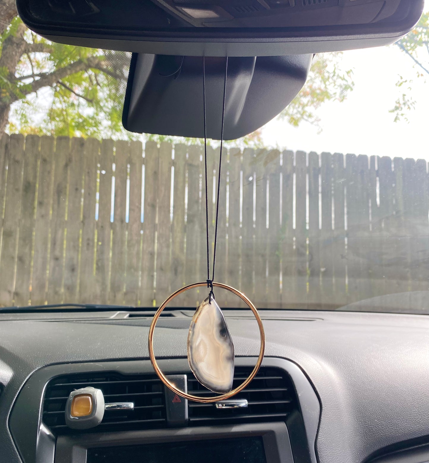 Geode Slab Rear View Mirror Hanger