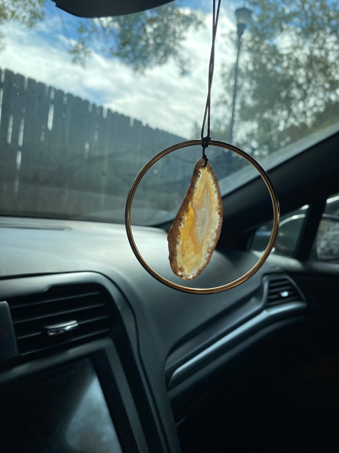 Geode Slab Rear View Mirror Hanger