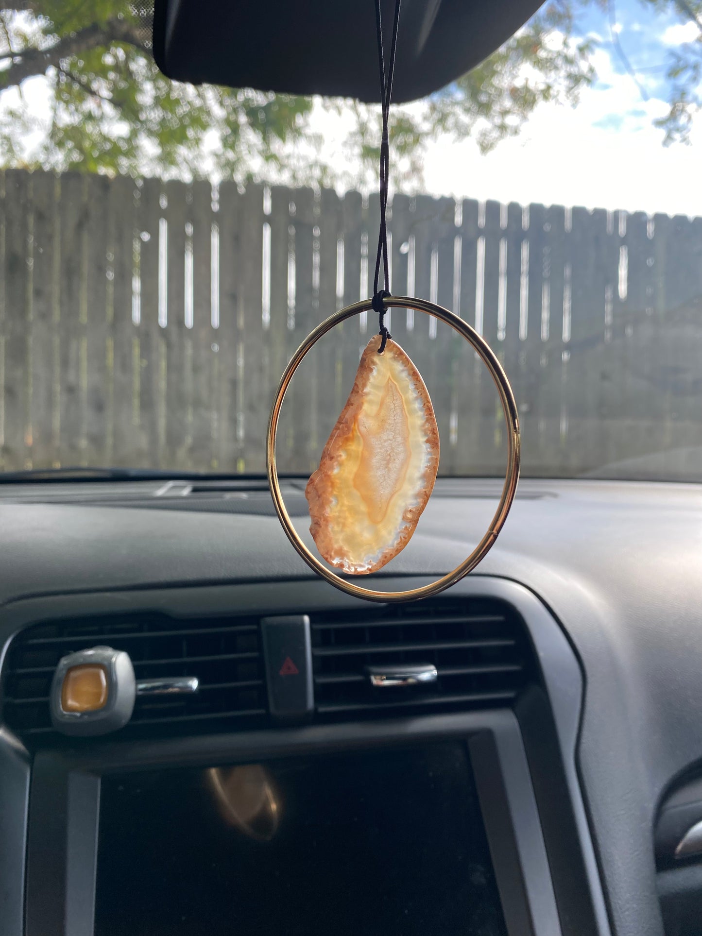 Geode Slab Rear View Mirror Hanger