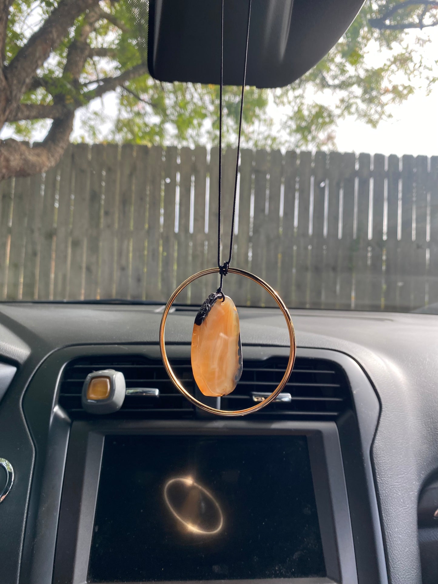 Geode Slab Rear View Mirror Hanger