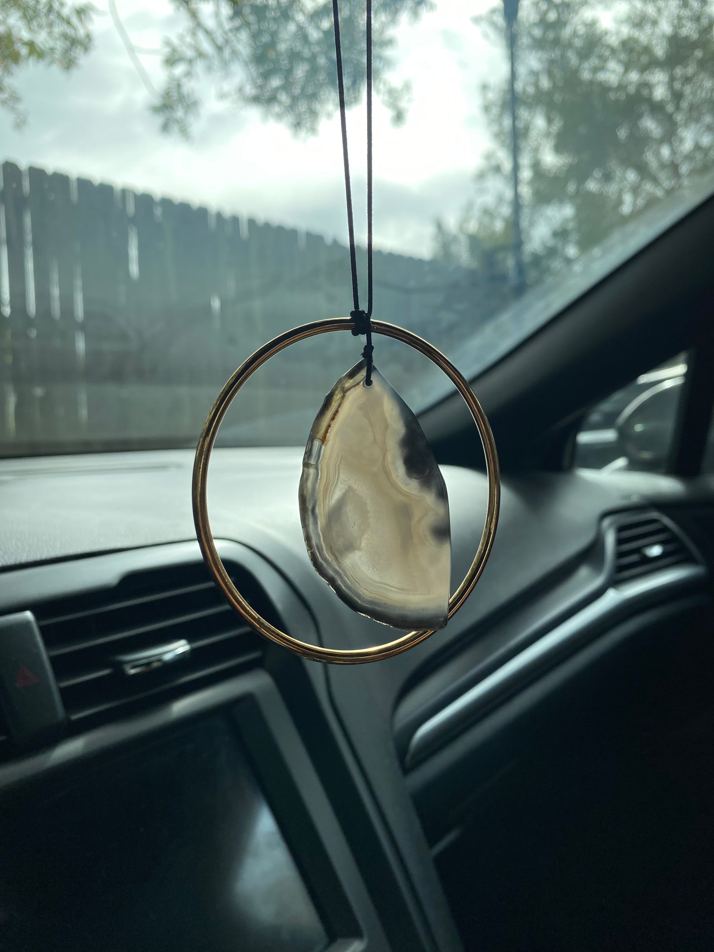 Geode Slab Rear View Mirror Hanger